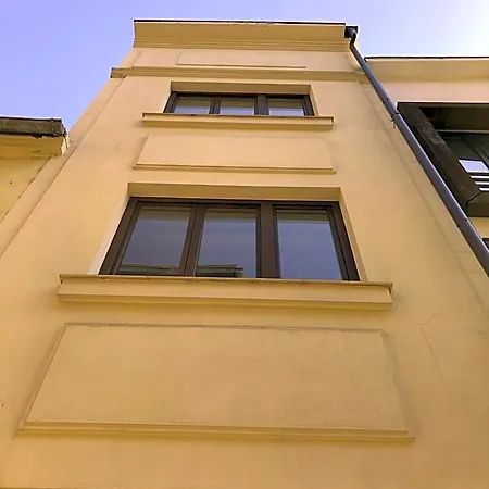 Aparthotel Gabroveni 3*
