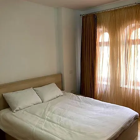 Gabroveni 3*