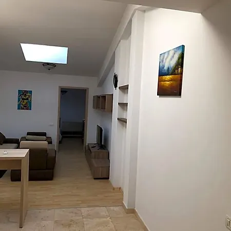 Gabroveni 3*